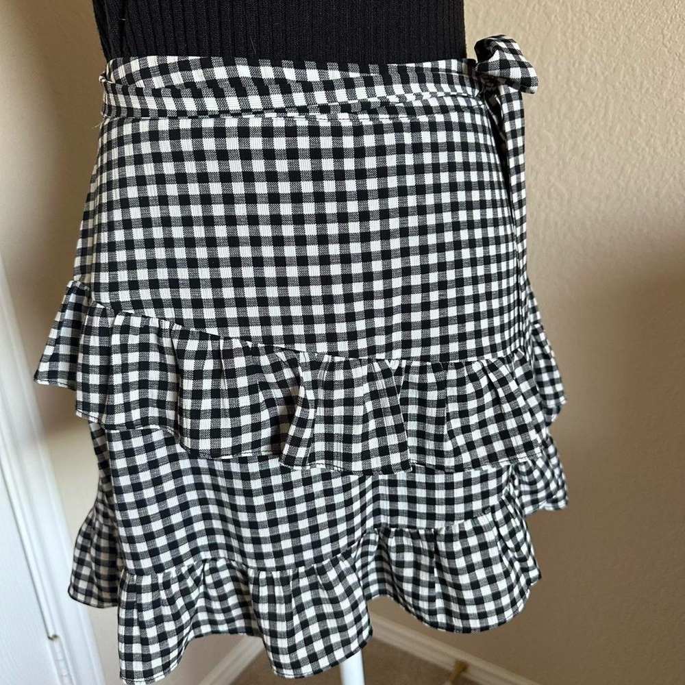 Black and White Checkered Ruffle Skirt